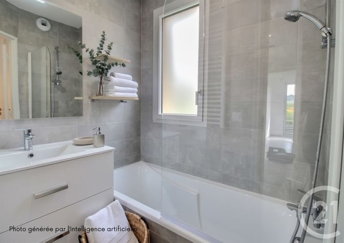 Image No.18-3 Bed House for sale