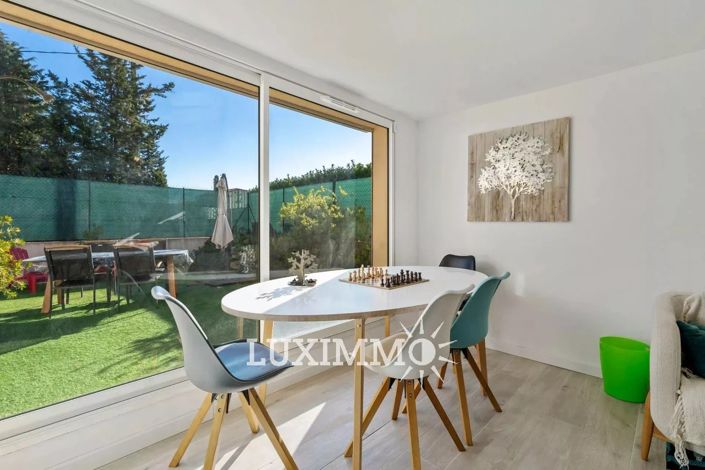 Image No.13-5 Bed House for sale