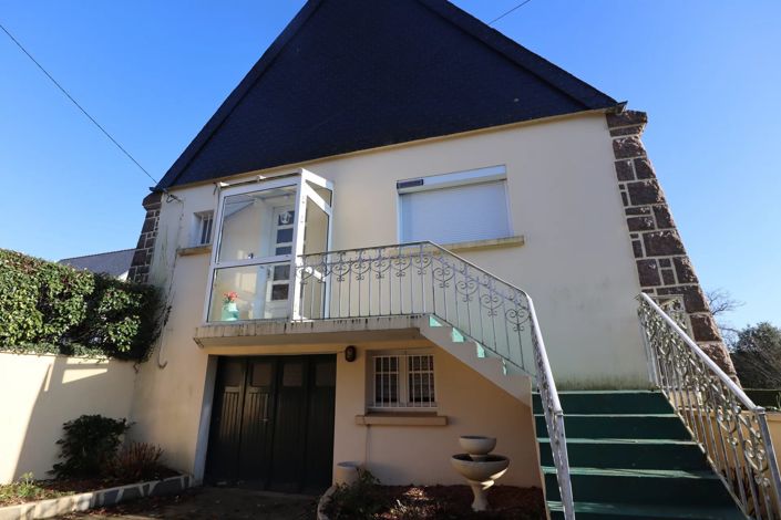 Image No.3-3 Bed House for sale
