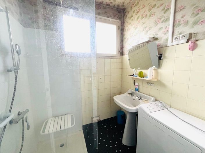 Image No.5-3 Bed House for sale