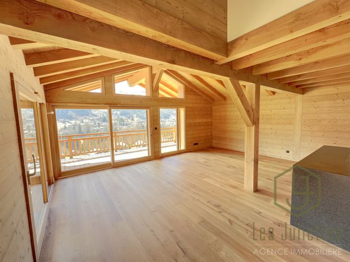 Image No.6-5 Bed House for sale