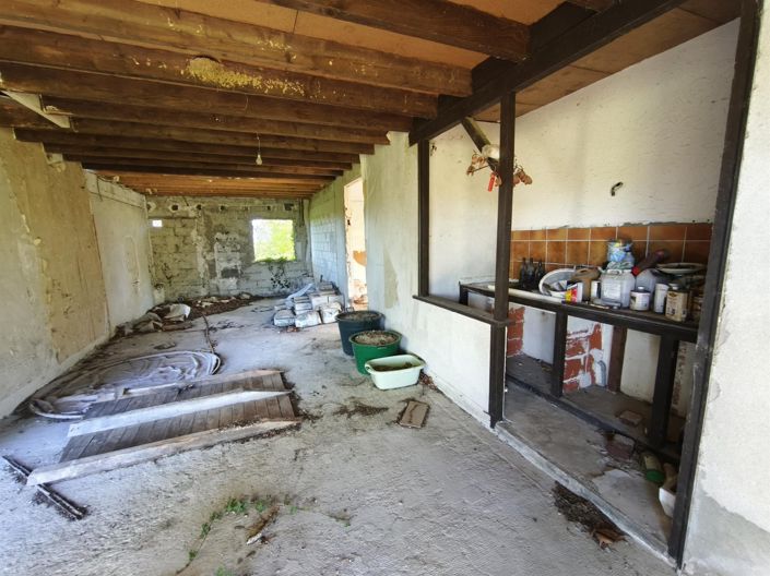 Image No.21-6 Bed House for sale