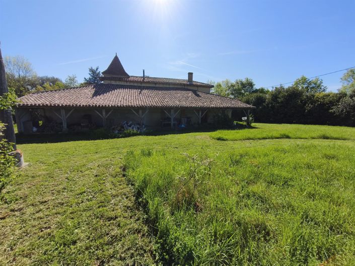 Image No.23-6 Bed House for sale