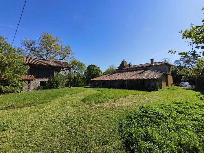 Image No.3-6 Bed House for sale