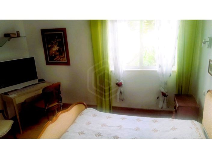 Image No.16-4 Bed House for sale