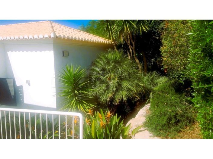 Image No.24-4 Bed House for sale