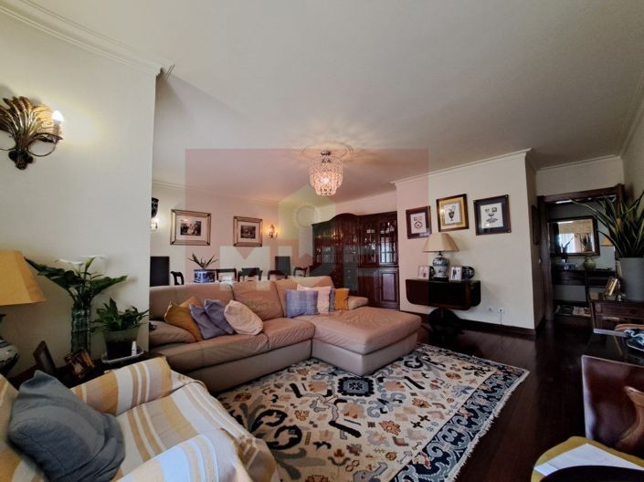 Image No.13-4 Bed Apartment for sale