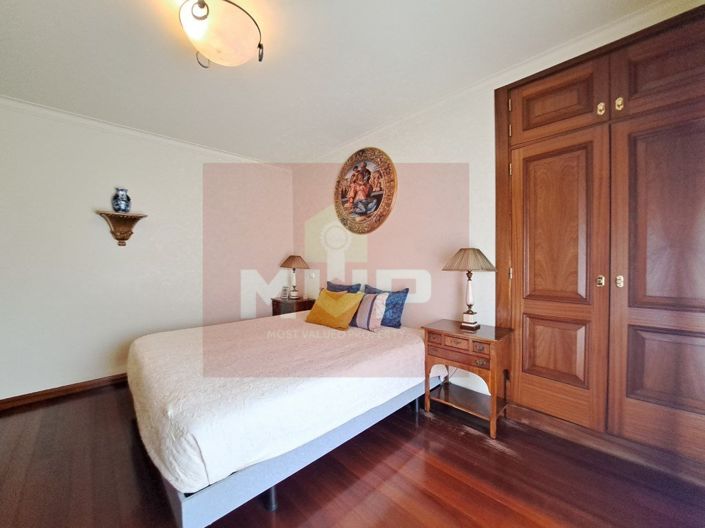Image No.17-4 Bed Apartment for sale