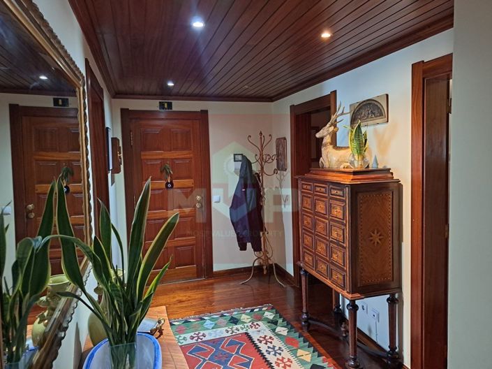 Image No.3-4 Bed Apartment for sale