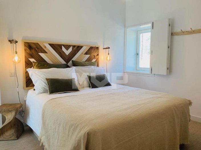 Image No.10-15 Bed House for sale