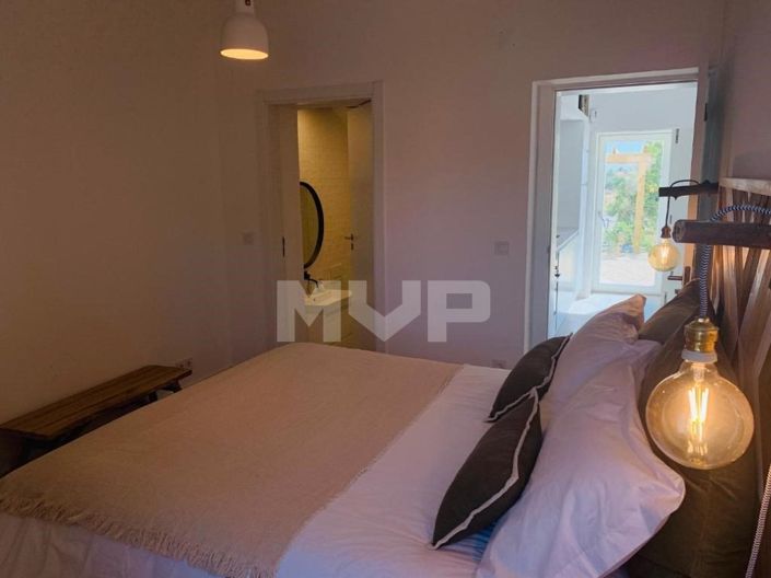 Image No.11-15 Bed House for sale