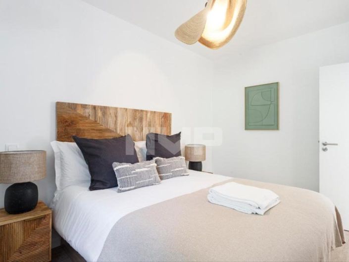 Image No.30-15 Bed House for sale