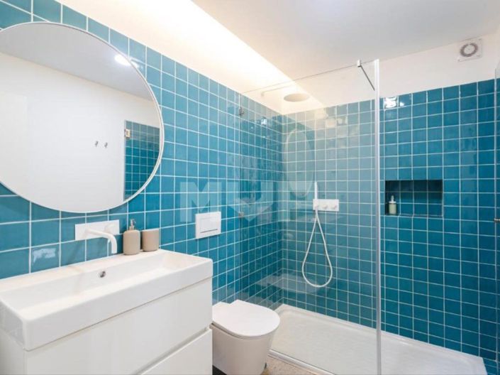 Image No.32-15 Bed House for sale