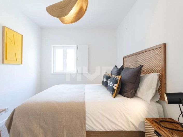 Image No.41-15 Bed House for sale