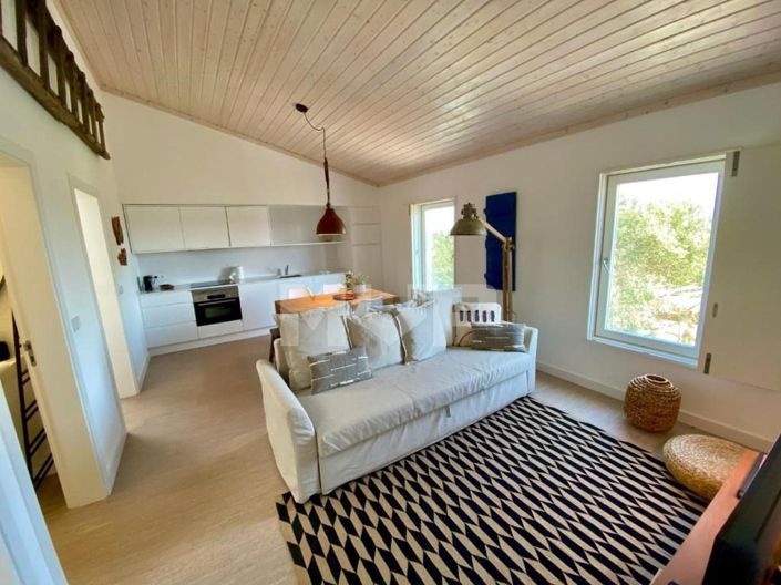 Image No.5-15 Bed House for sale