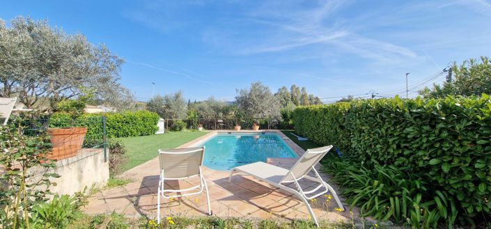 Image No.2-Maison de 4 chambres à vendre à Roquebrune-sur-Argens