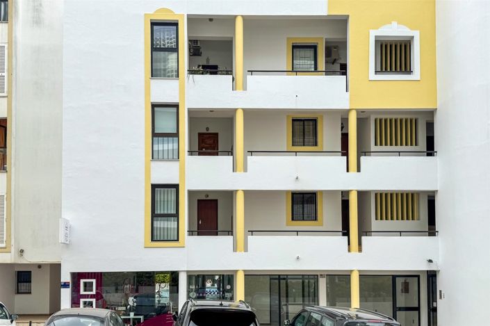Image No.20-1 Bed Apartment for sale