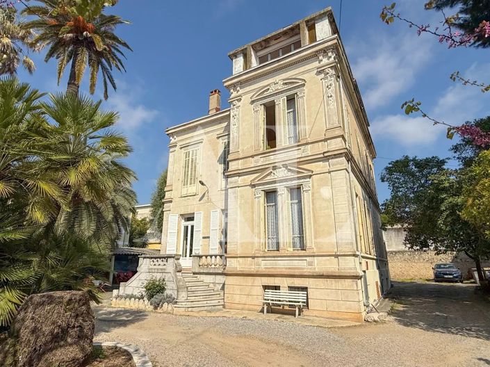 Image No.3-Maison de 12 chambres à vendre à Golfe Juan