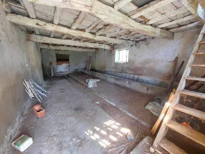 Image No.16-2 Bed Property for sale