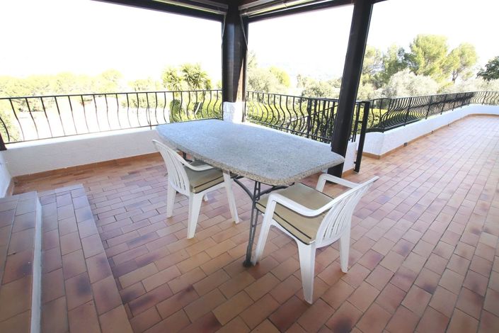 Image No.5-4 Bed House for sale
