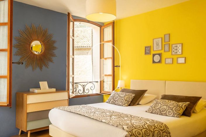 Image No.14-7 Bed House for sale