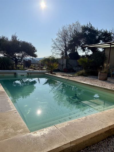 Image No.2-4 Bed House for sale