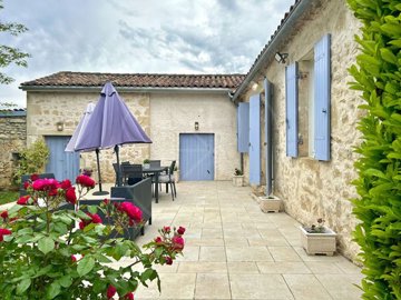 1 - Doulezon, Maison
