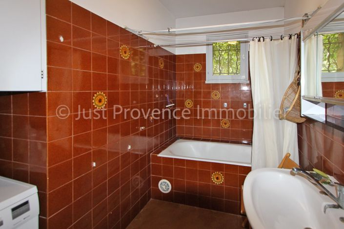 Image No.12-3 Bed House for sale