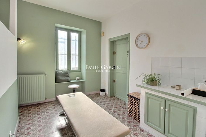 Image No.3-4 Bed House for sale