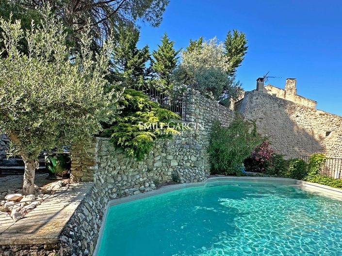 Image No.15-8 Bed Property for sale