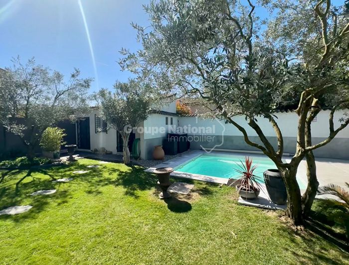 Image No.19-3 Bed House for sale