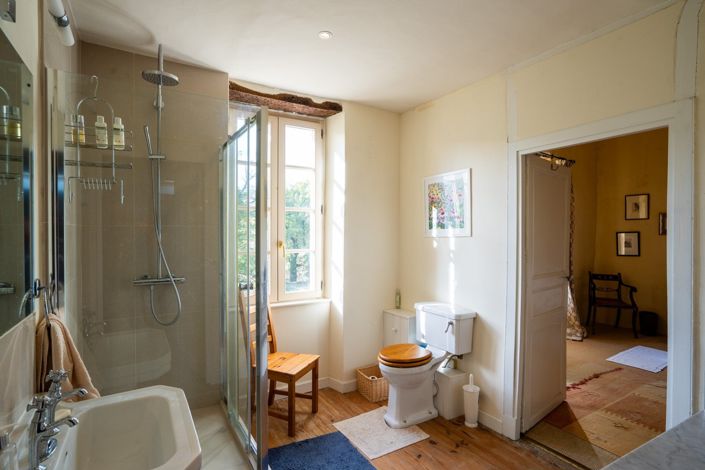Image No.17-5 Bed House for sale