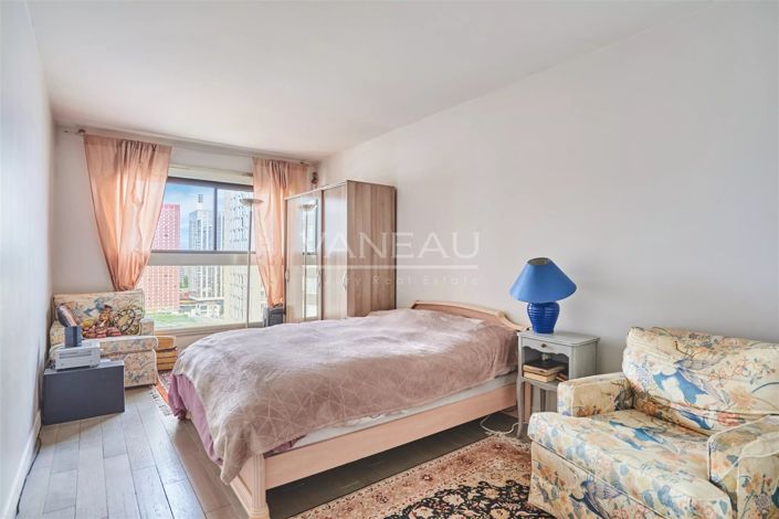 Image No.11-3 Bed Apartment for sale