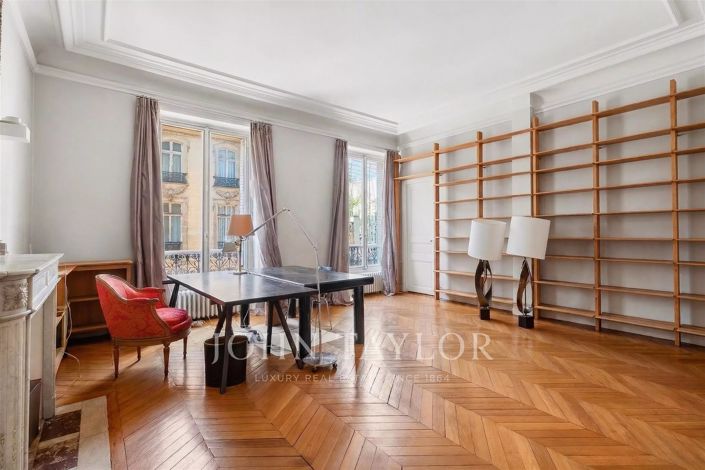 Image No.15-6 Bed Apartment for sale