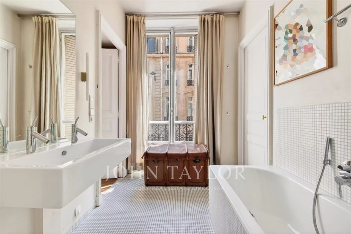Image No.19-6 Bed Apartment for sale