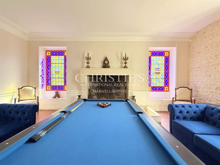 Image No.10-6 Bed House for sale