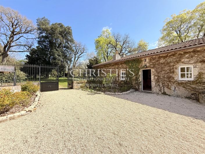Image No.27-6 Bed House for sale