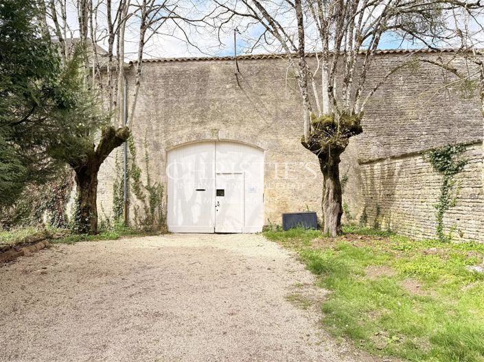 Image No.32-6 Bed House for sale