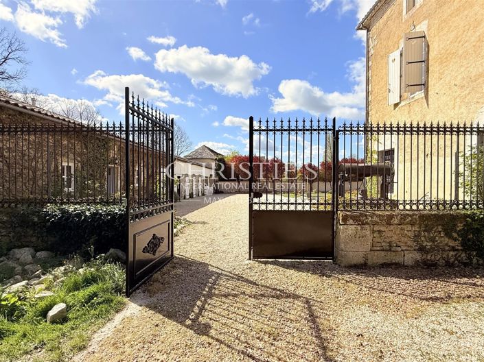 Image No.7-6 Bed House for sale