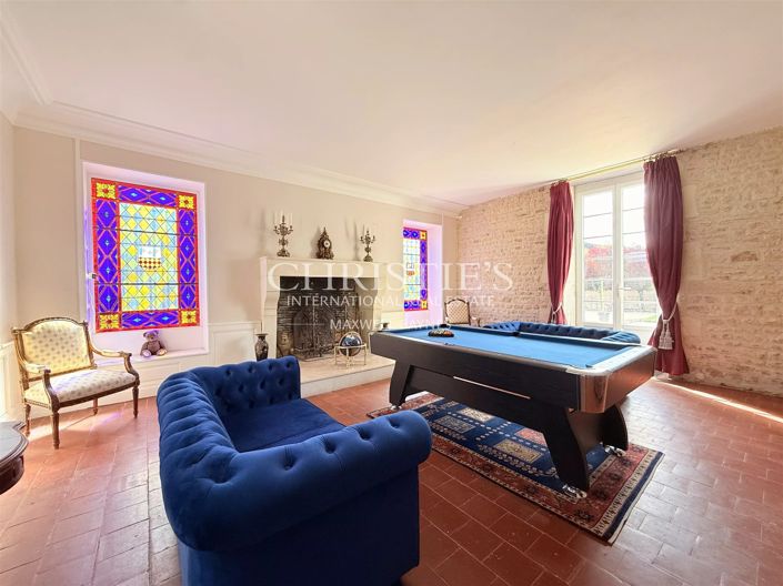 Image No.9-6 Bed House for sale