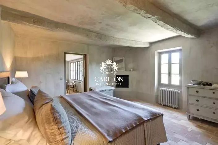 Image No.12-6 Bed House for sale