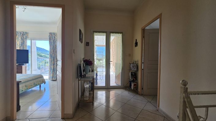 Image No.15-4 Bed House for sale