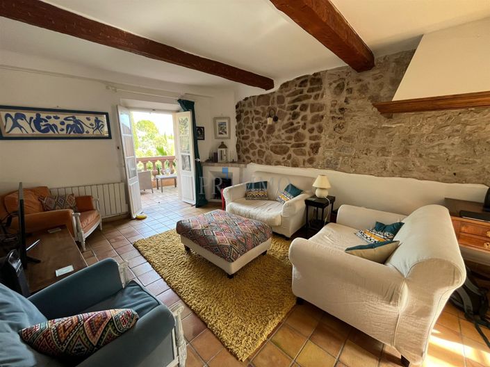 Image No.3-3 Bed House for sale