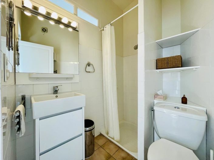 Image No.12-4 Bed House for sale