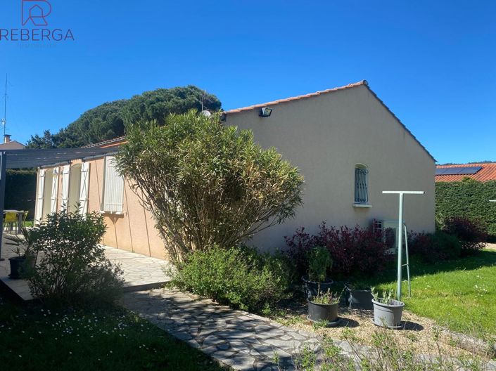 Image No.15-3 Bed House for sale