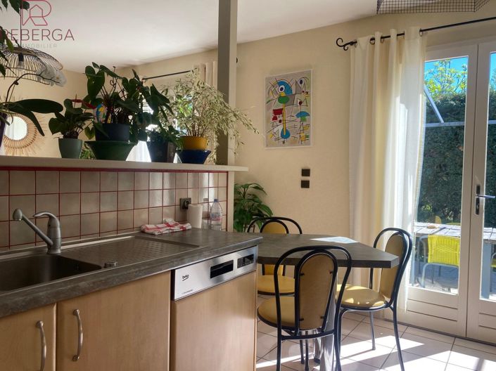 Image No.2-3 Bed House for sale