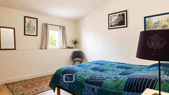 Image No.16-5 Bed House for sale