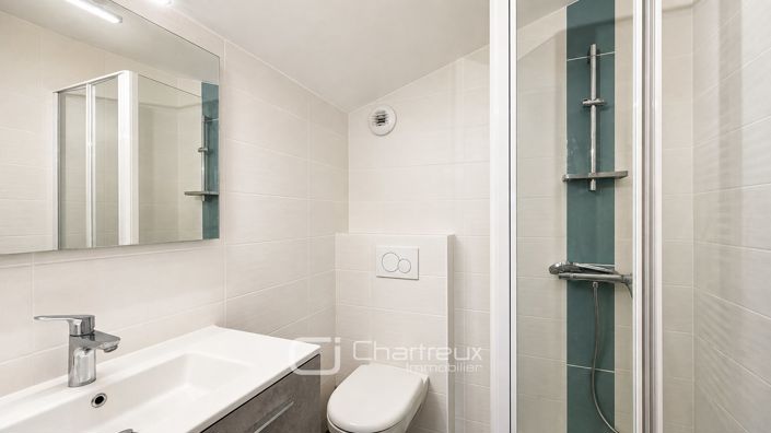 Image No.18-5 Bed House for sale