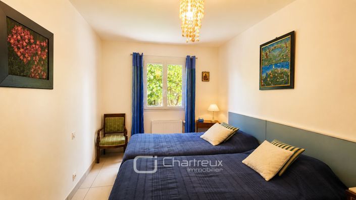Image No.19-5 Bed House for sale