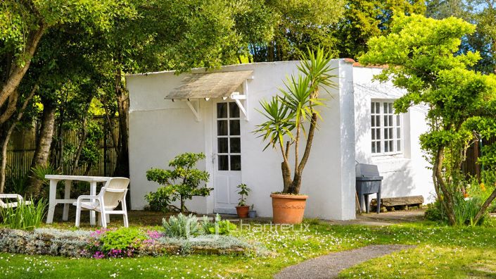 Image No.3-5 Bed House for sale